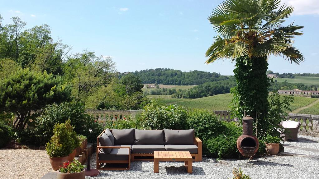 Bourg-sur-Gironde Chateau De La Grave Bed & Breakfast エクステリア 写真